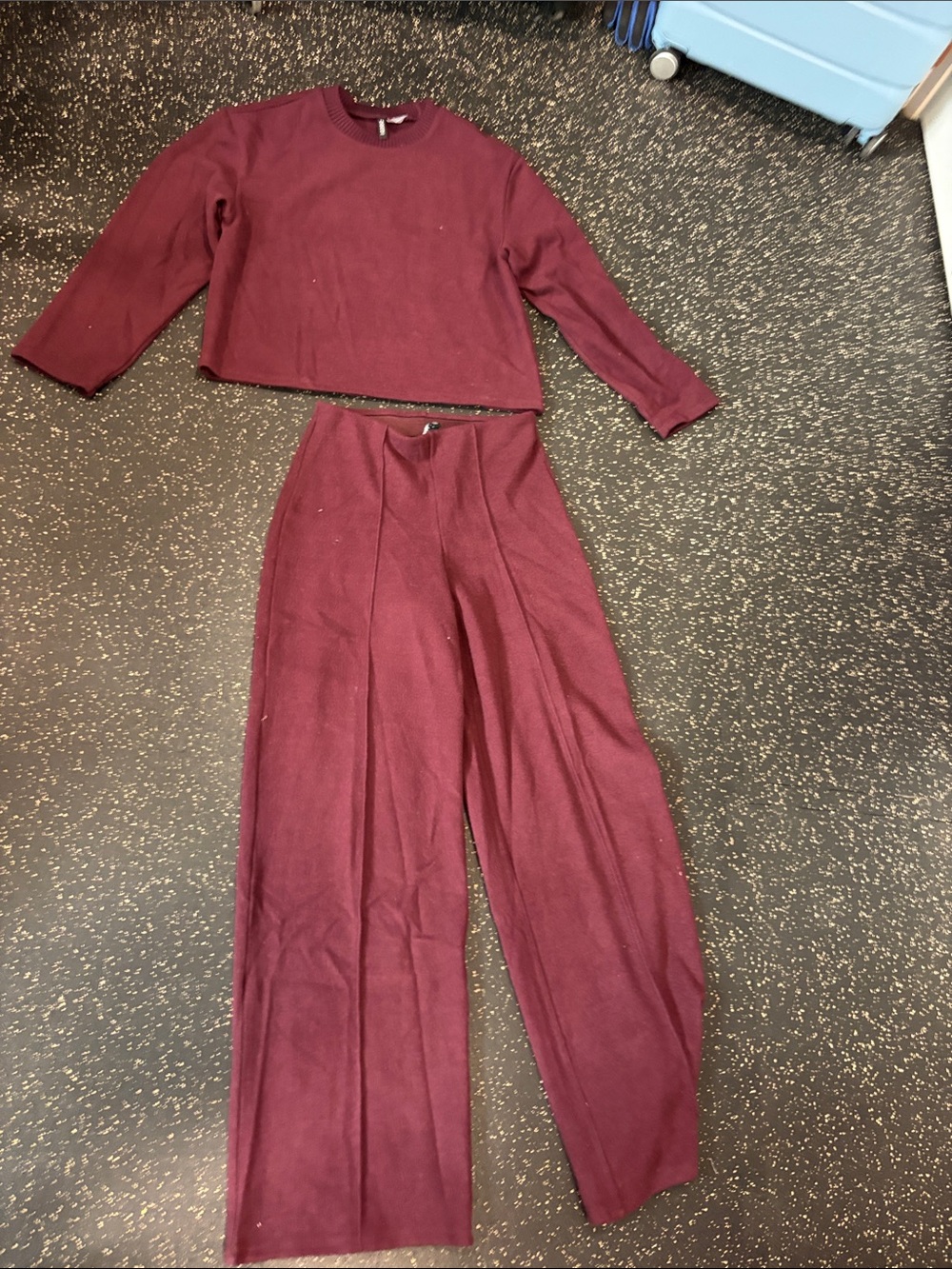 Divided Burgundy Wide-Leg Knit Pants with Cropped Top